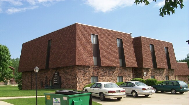 Building Photo - 1510 Northbrook Dr