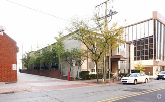 Building Photo - Washington Manor