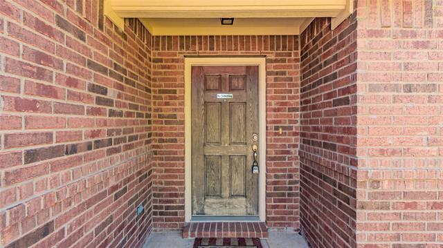 Foto del edificio - 704 Cedar Cove Dr