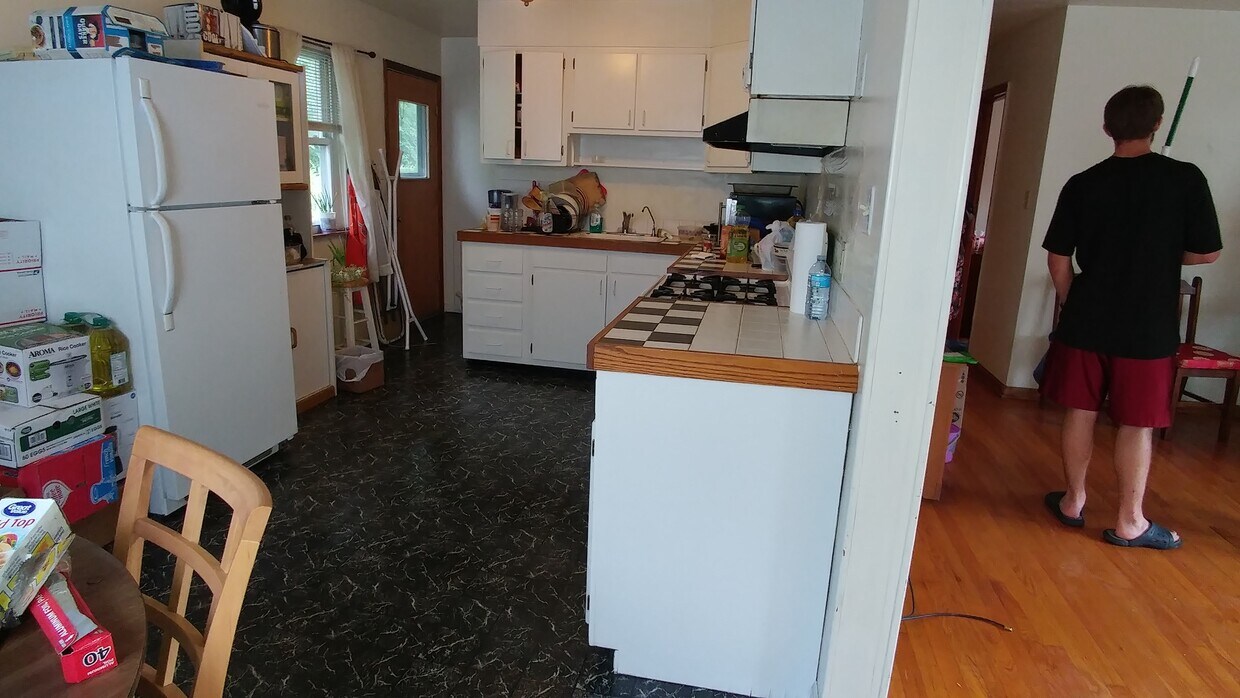 372 Gilmore St, WV 26505 House Rental in WV