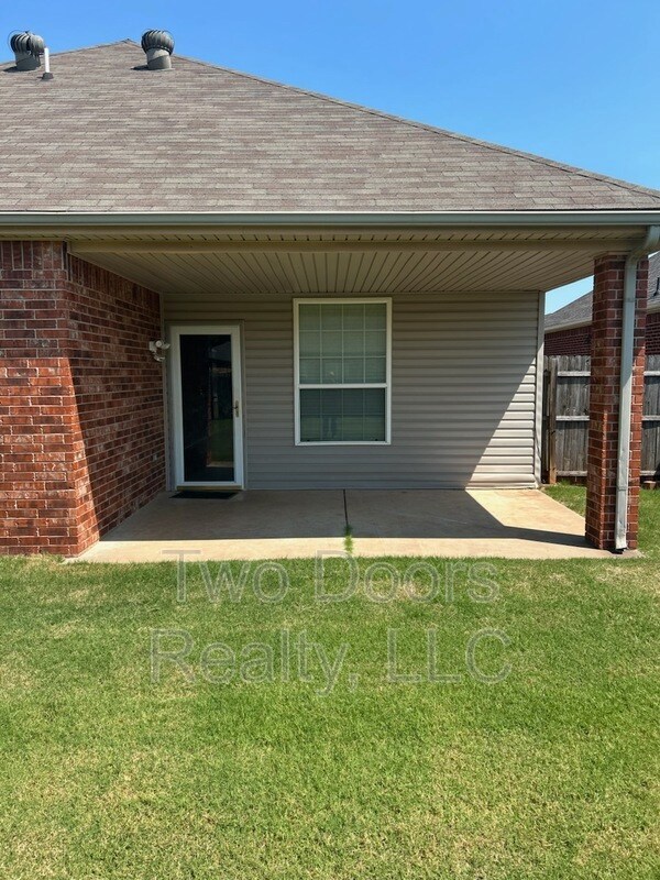 Foto del edificio - 5904 SE 70th St