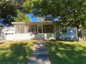 Building Photo - 3407 N Pleasant St