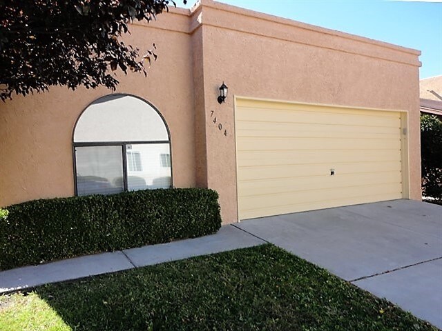 Primary Photo - 7404 Santa Barbara Road NE