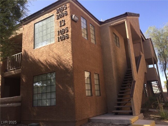 Building Photo - 2700 N Rainbow Blvd