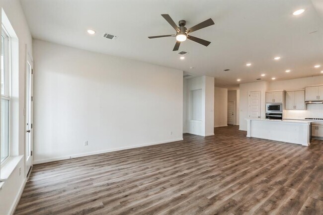 Building Photo - 4314 Bancroft Ln