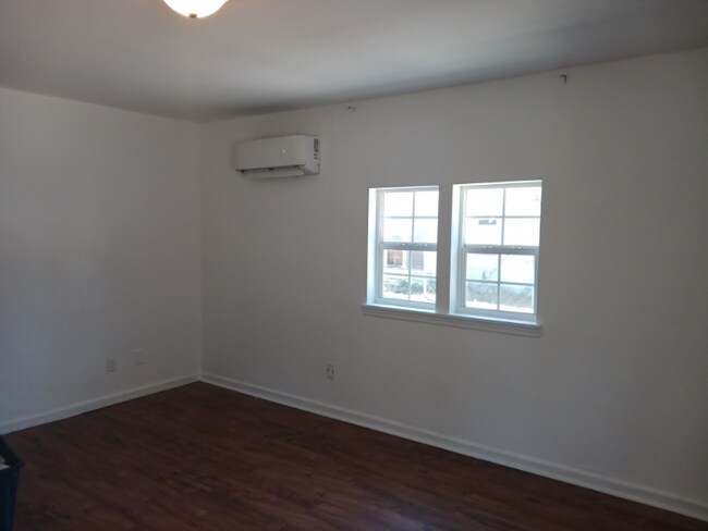 Foto del edificio - 312 5th Ave NW