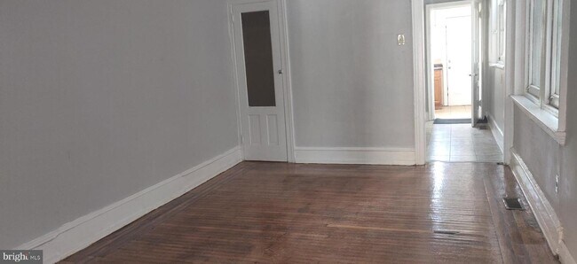 Foto del edificio - 3729 N Park Ave