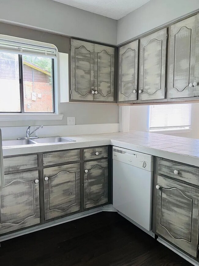 Foto del edificio - 1011 N 1st St