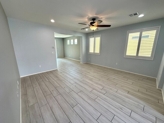 Building Photo - 9527 Ridgeglen Ct