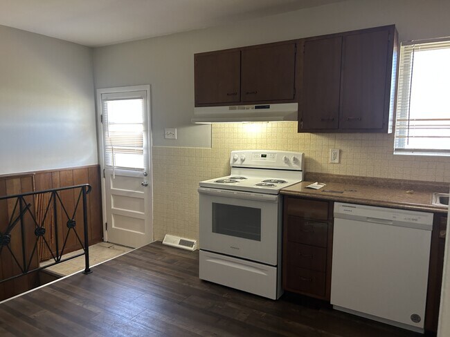 Foto del edificio - 1221 Scott Ave