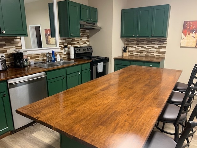 Kitchen - 1031 Purcell Ave