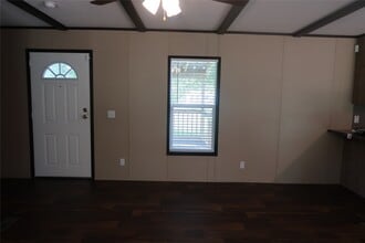 Building Photo - 16338 Crockett Bend Dr