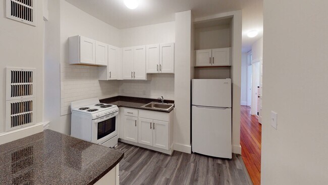 Foto del edificio - 1799 Beacon St