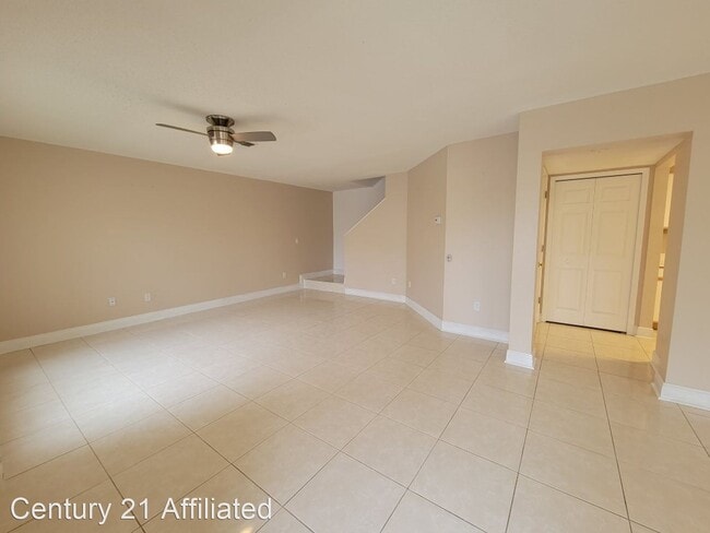 Building Photo - 3 br, 2.5 bath House - 1654 Fluorshire Dr