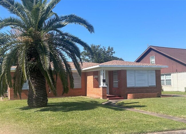 Foto del edificio - 1611 Campbell Ln