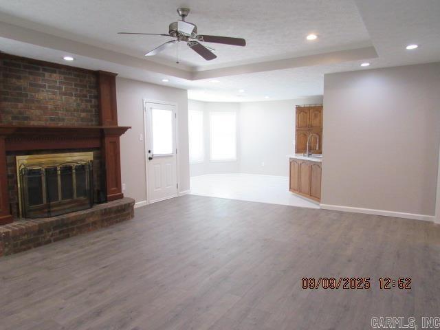 Building Photo - 820 Drake Dr