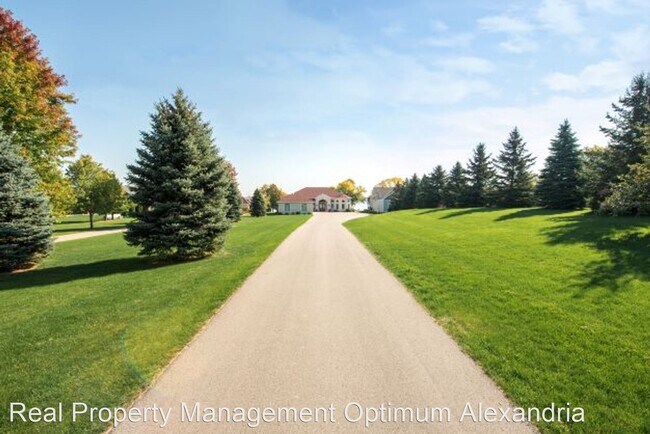 Building Photo - 3 br, 3.5 bath House - 7233 CR 11 NW