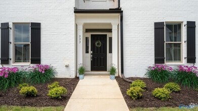 Building Photo - 329 Hay Rake Dr