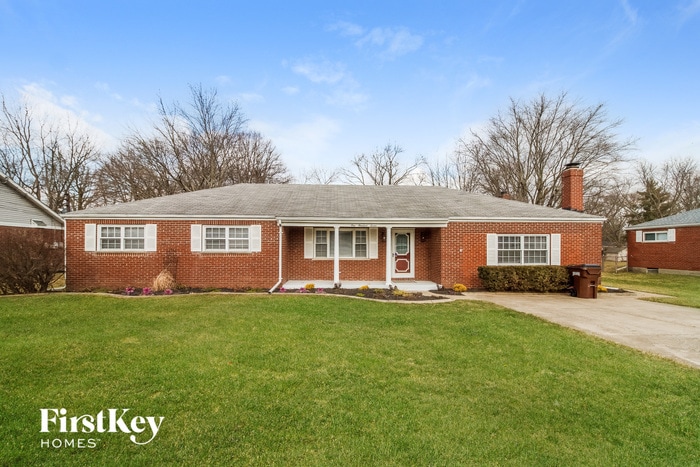 Primary Photo - 107 Castanea Dr