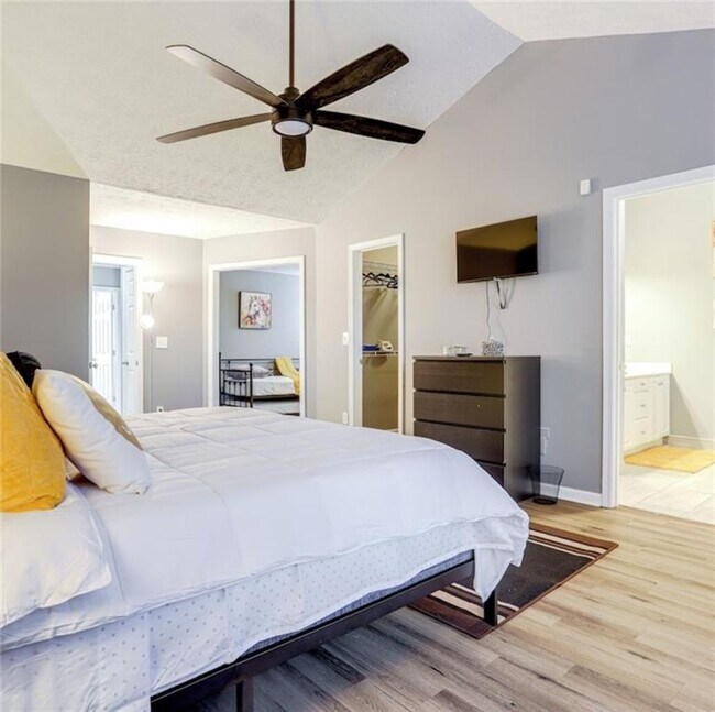 Foto del edificio - 1080 Rafington Dr