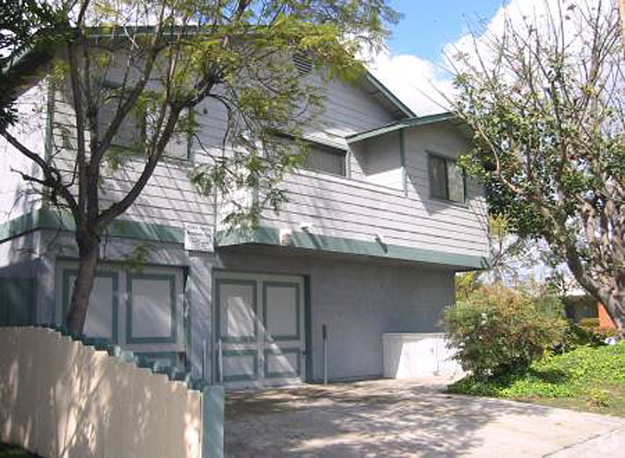 Building Photo - Lincoln Avenue Apartments