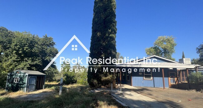 Foto del edificio - Updated 4bd/3ba Home In Loomis on 2 Acres!