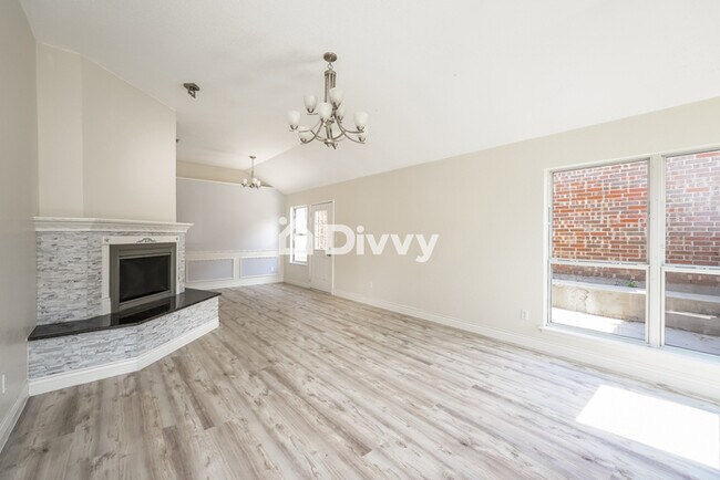 Building Photo - 1211 Hilburn Ct, Irving, TX 75060