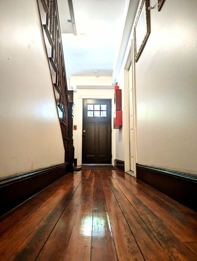 Foto del edificio - 12 Perry St