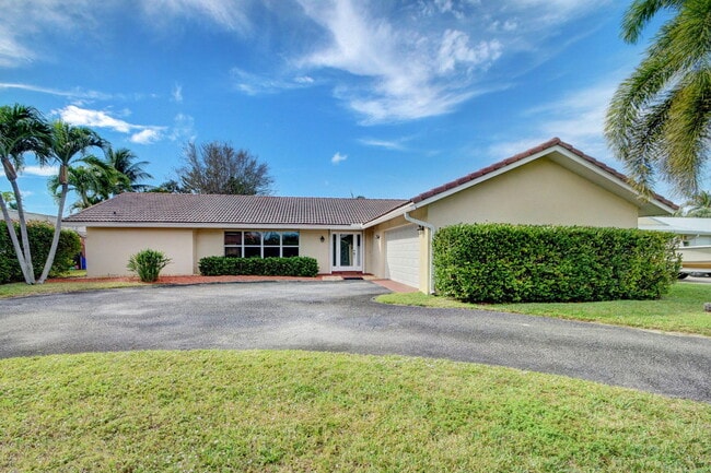 Photo - 1753 W Terrace Dr House