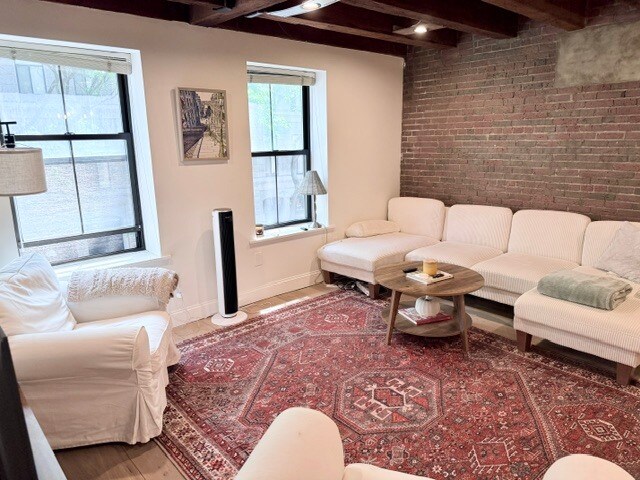 Foto del edificio - 120 Commercial St