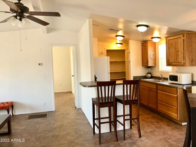 Foto del edificio - 10398 N 90th Ave