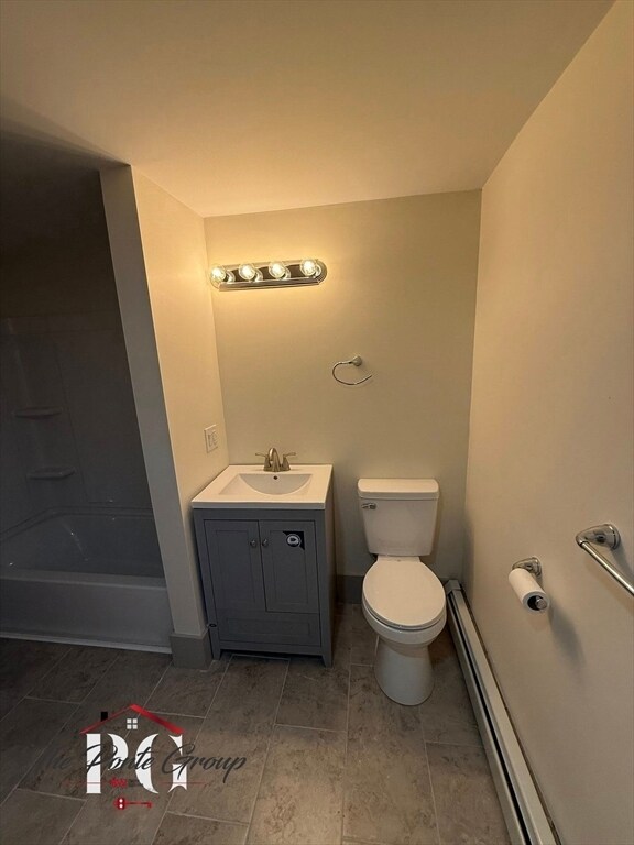 Foto del edificio - 18 Railroad Ave