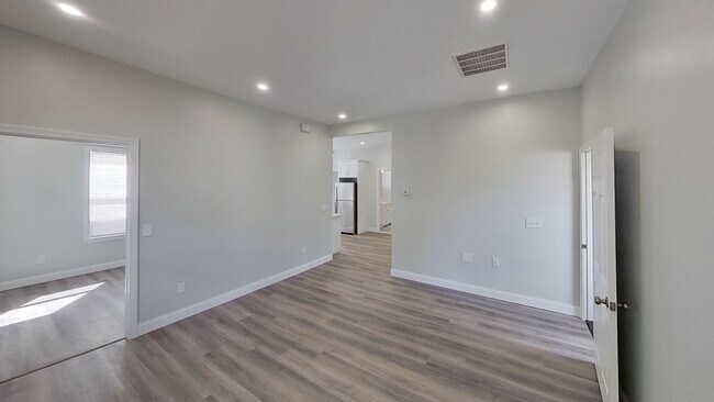Foto del edificio - 23 Oakwood St