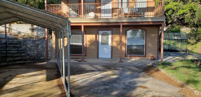 Building Photo - 1271 Jonas Dr