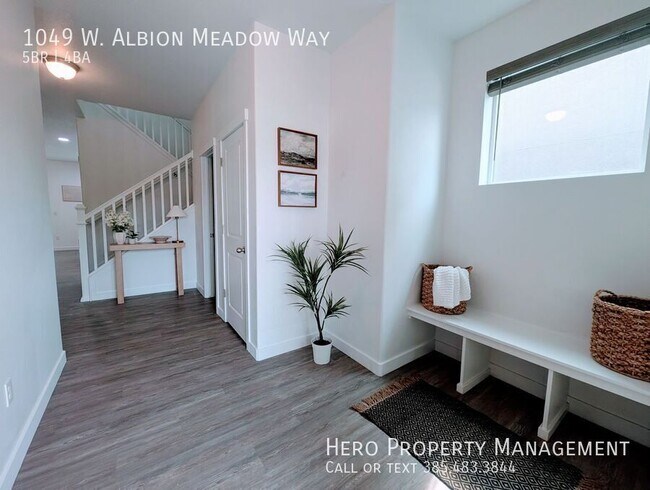 Foto del edificio - 1049 Albion Meadow Way