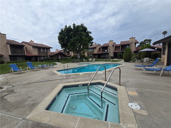 Foto del edificio - 181 S Hollenbeck Ave