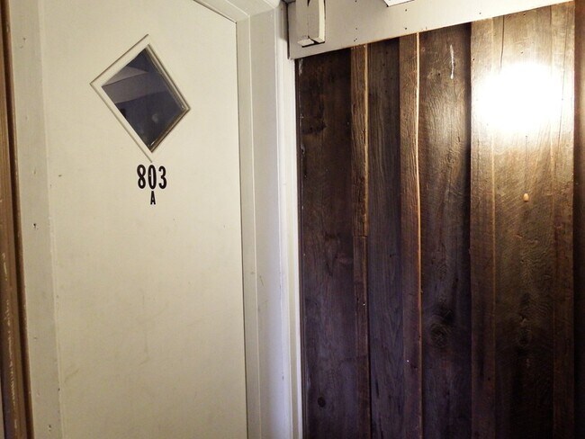 Foto del edificio - 795 Canton St
