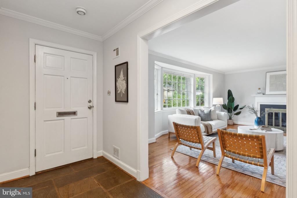 Foto principal - 5910 Overlea Rd