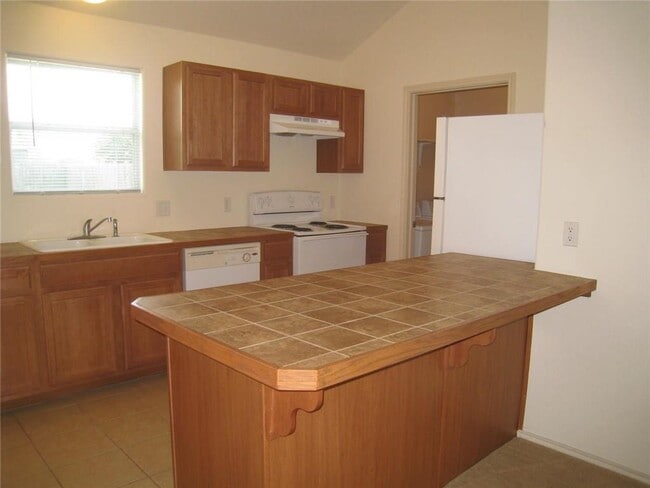 Foto del edificio - 236 Moonstone Dr
