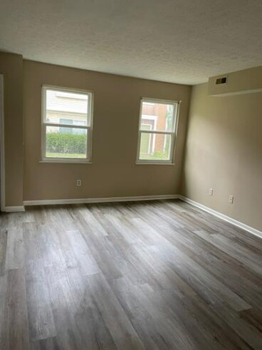 Foto del edificio - 1578 Worthington Row Dr