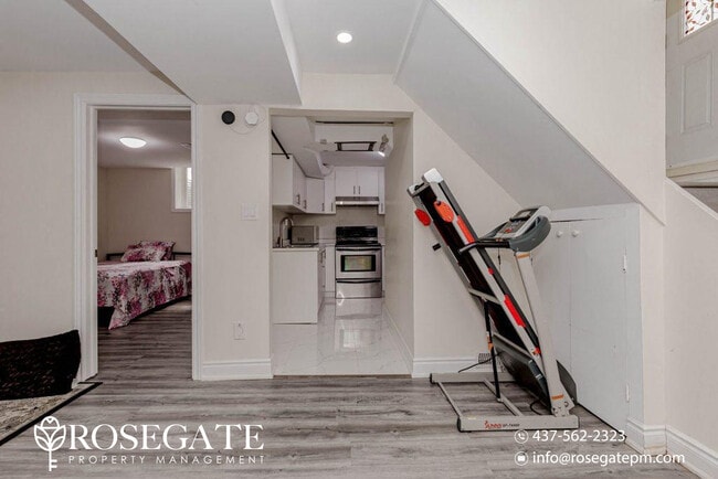 Building Photo - 1-Bedroom Corner Basement Apartment with Parking – Brampton