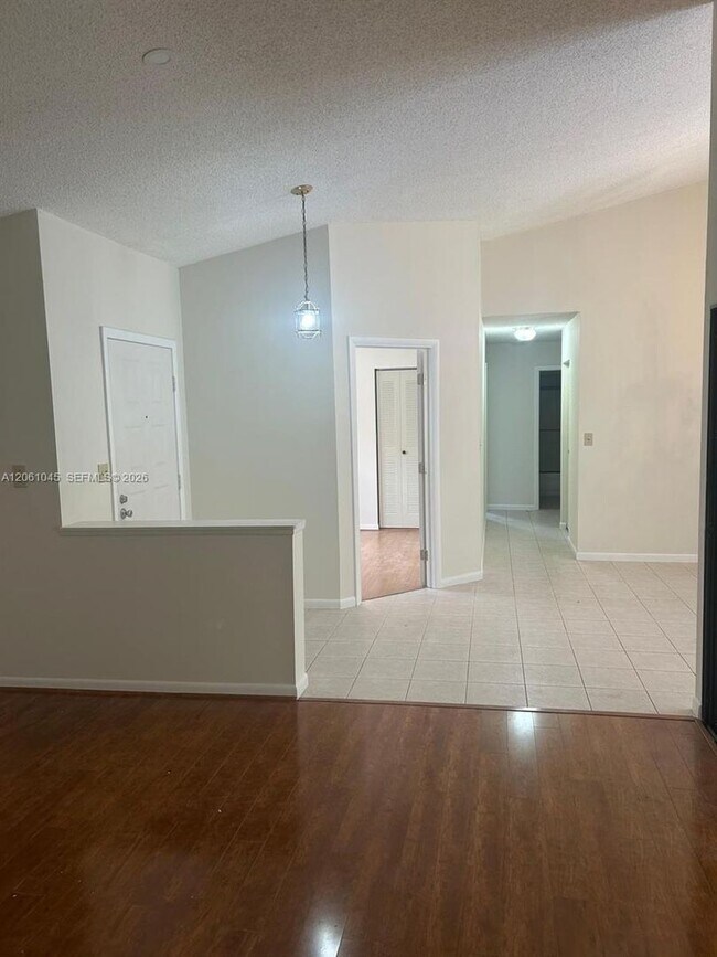 Building Photo - 5901 Chester Ln