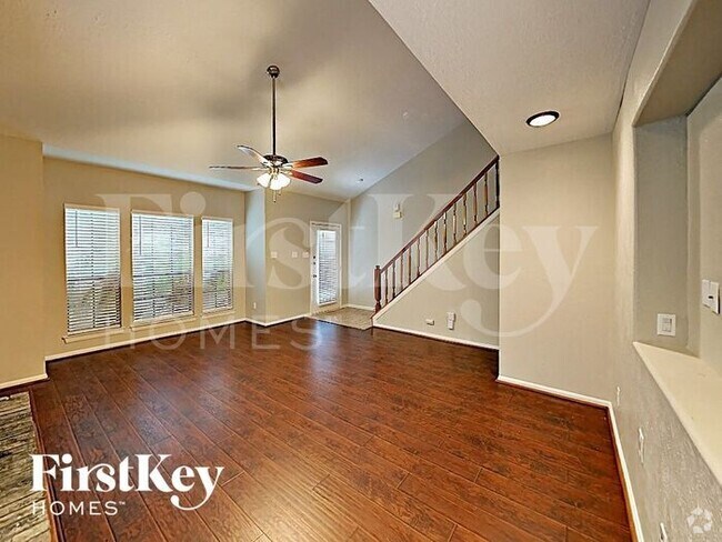 Building Photo - 75 N Pathfinders Cir