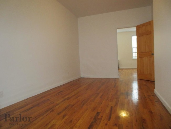 Building Photo - 1504 Dekalb Ave