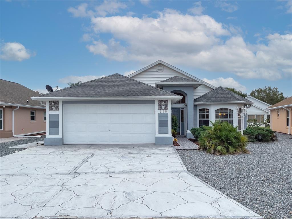 Foto principal - 218 Langford Park Ave