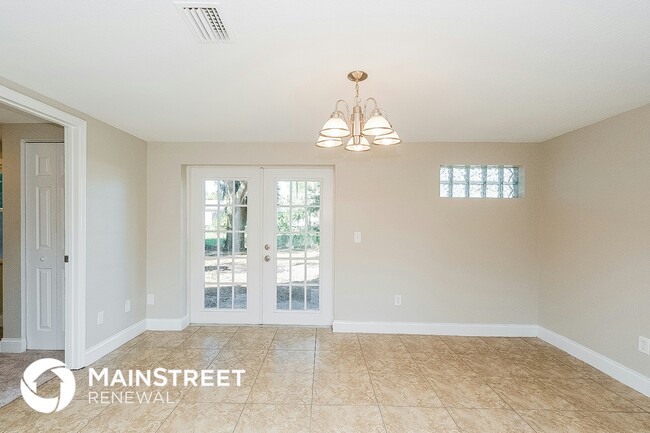 Building Photo - 1405 N Lake Shipp Dr