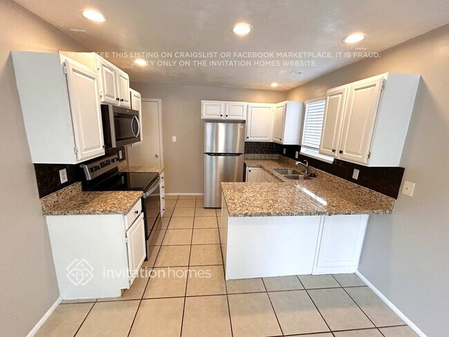 Building Photo - 4980 Shooting Star Ave