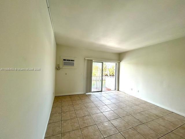 Foto del edificio - 2225 NE 123rd St
