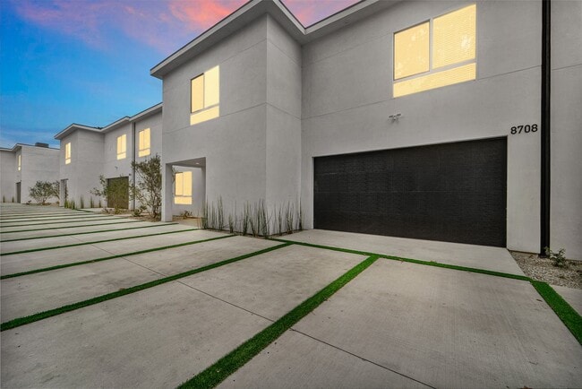 Building Photo - Modern Brand new 5-Bedroom Home for Lease ...