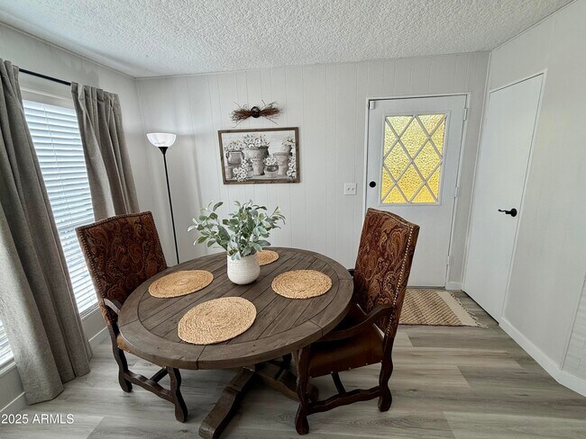 Building Photo - 6703 E Calle de Las Estrellas Rd